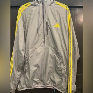 Men’s Adidas gray 3/4 zippullover sz XL